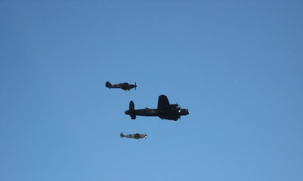 Battle of Britain memorial flight.JPG