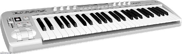 keyboard_umx49.jpg
