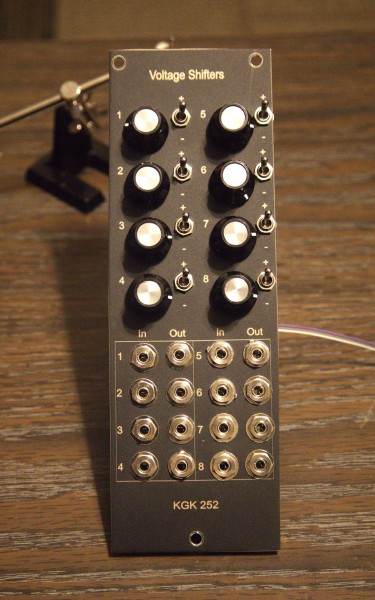 KGK252Panel.jpg