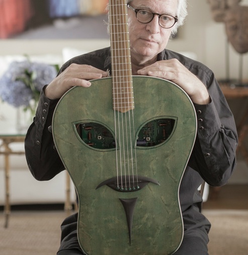 Alien Guitar.jpg