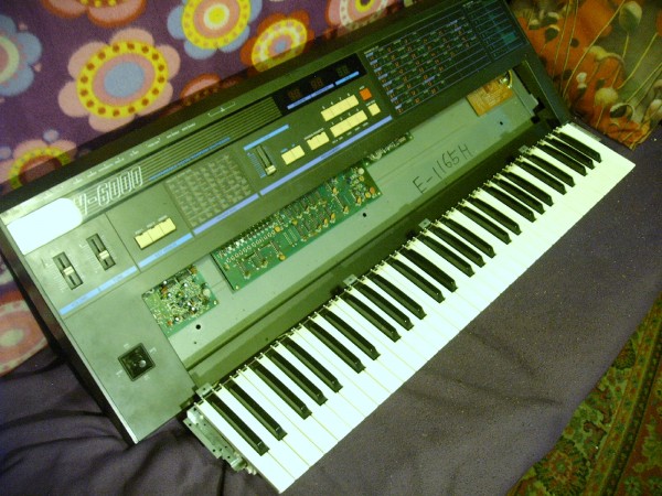 KORG DW6000.jpg