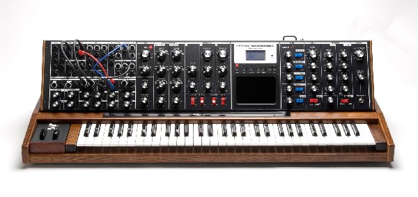 minimoog-Voyager-XL.jpg