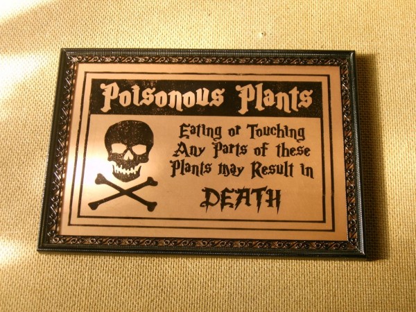 Poisonous Plants sign - 01.jpg